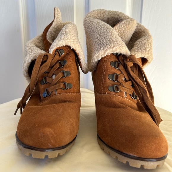 Kelsi Dagger women’s suede lace up wedge boots size 11 - Picture 5 of 6